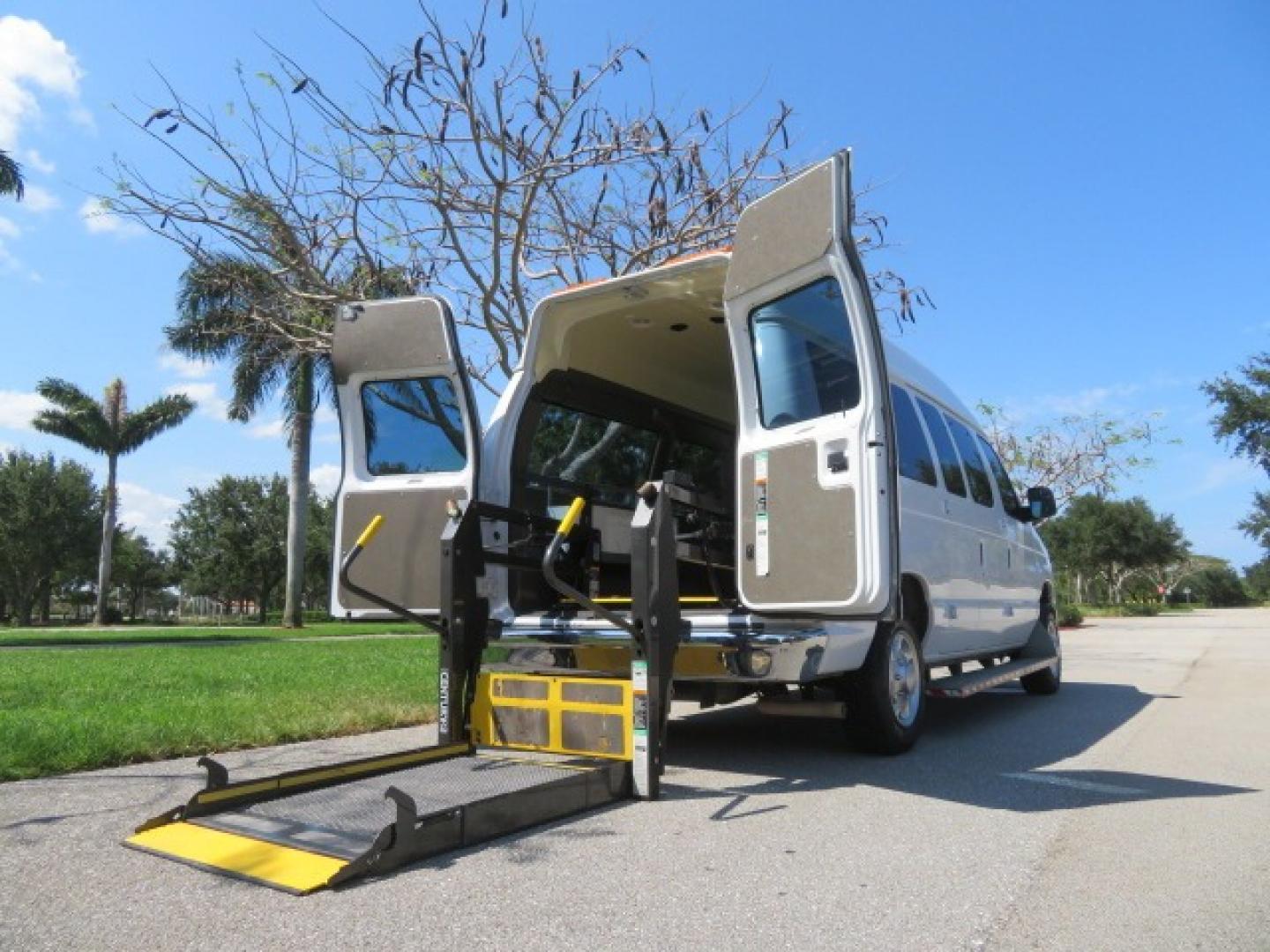 2014 White /Gray Ford E-Series Van (1FTNE1EW1ED) , Automatic transmission, located at 4301 Oak Circle #19, Boca Raton, FL, 33431, (954) 561-2499, 26.388861, -80.084038 - Photo#0